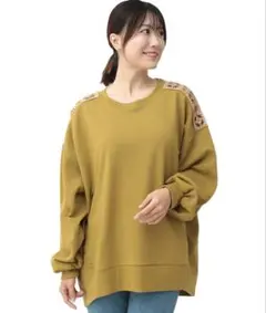 チチカカ【完売人気商品】クロシェスウェットプルオーバー(^^)のサムネイル