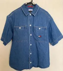 値下げしました！TOMMY JEANS デニムシャツ Sサイズのサムネイル