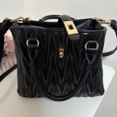 キルティング素材 ショルダーバッグ