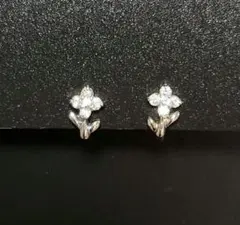 【未使用品】花型クリスタルフープイヤリング