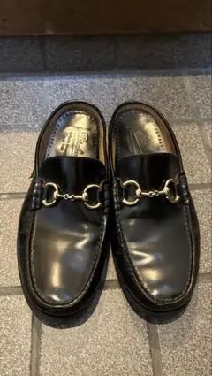 GUCCIブラック革ローファー ゴールドバックル - メルカリ