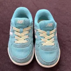 New Balance ベビーシューズ 水色　14cm