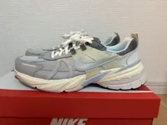 NIKE V2K RUN (メンズ27cm、レディース27,5cm) 新品未使用