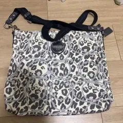 Item thumbnail for item cf08f721-84b2-485c-bad9-aaa45ac34b79