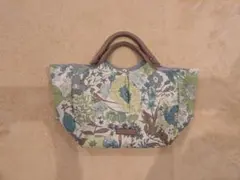 Item thumbnail for item a1925762-e47b-466d-bda1-3dc9c899e5c0