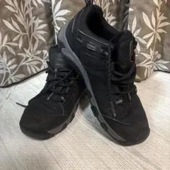 KEEN トレッキングシューズ