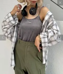 新品　チャオパニック　カップ付きベロアキャミソール(グレー)1　ミドル丈のサムネイル