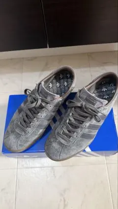 【箱付】美品 adidas TOBACCO SMU カーキ×ブラウンのサムネイル