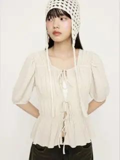 SLY 2WAY SHIRRING ブラウス アイボリー FREESIZEのサムネイル