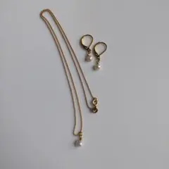 ハンドメイド　淡水パール　ネックレス　ピアス　セット