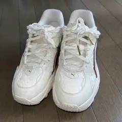 PUMA ホワイト　パルサー ライト スニーカー