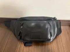 COACH レザー ボディバッグ ブラック