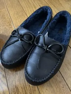 UGG デラックスローファー　24