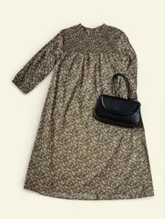 シーズンリーズン小花柄ワンピース♡新品Mサイズ