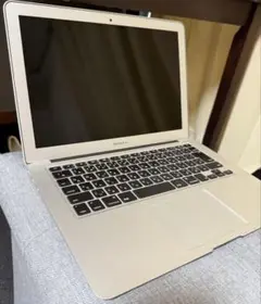 MacBook Air 2019 13インチ 8GB intelチップ