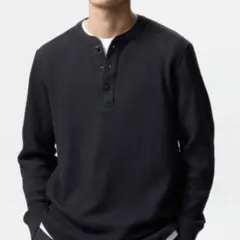 ユニクロ　ワッフルヘンリーネック Tシャツ ブラック　M