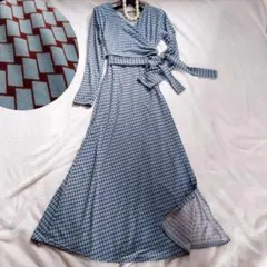 美品　幾何学模様　カシュクールジャージーロングワンピース　マキシ丈