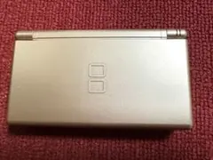 Nintendo DS Lite メタリックロゼ （新品に近い）