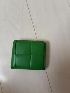 BOTTEGA VENETA 二つ折り財布 グリーンのサムネイル