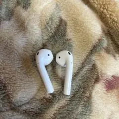AirPods 第2世代 Apple純正　イヤホンのみ