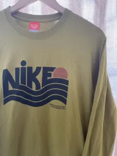 3時間限定値下げ】NIKE ロンT