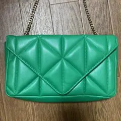 H&M チェーン　ショルダーバッグ　グリーン　キルティング