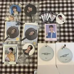 THE8 picketkeyring ミニうちわキーリング缶バッジまとめ売り