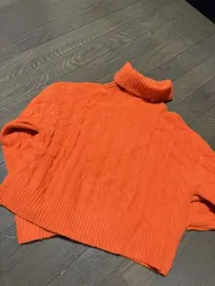 GU オレンジ ケーブル編み セーター Sサイズ