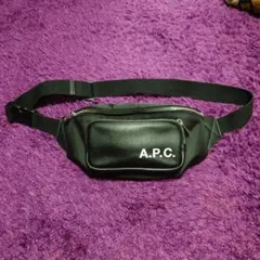 専用sacai A.P.C banane Jackie ボディバッグ - メルカリ