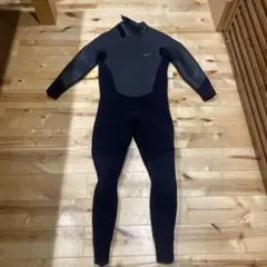 Axxe Classic ドライ・セミドライスーツ 黒