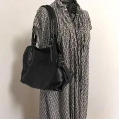ほぼ未使用品 Dissona ディソーナ イタリア製 本革 ショルダーバッグ 黒 ほぼ未使用品 Dissona ディソーナ イタリア製 本革 ショルダー