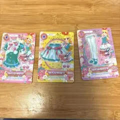 アイカツカード　3枚セット　星宮いちご