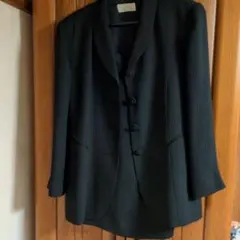 最終SALE）入園式、入学式、入社式　ブラックストライプスーツセット１１号