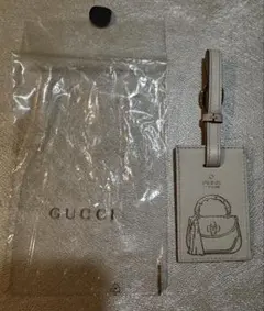 GUCCI レザー ネームタグ バッグイラスト付き