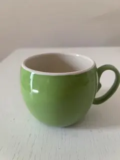 ライトグリーン マグカップ 陶器製