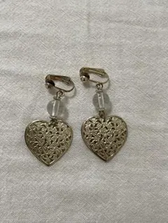 ハート型ゴールドイヤリング