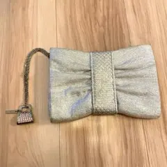 シルバー リボンデザイン クラッチバッグ