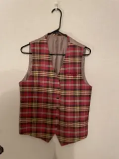 赤・チェック柄 カジュアルベスト S100刺繍入り