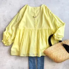 美品 ◆ URBAN RESEARCH DOORS ギャザーブラウス　イエロー