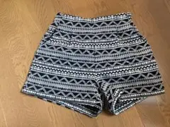 ショートパンツ