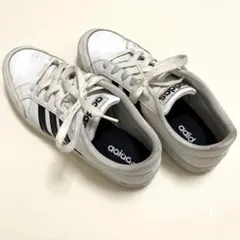 adidasスニーカー　26センチのサムネイル