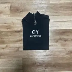 QY Acromatic 黒 ジップアップ トレーナー