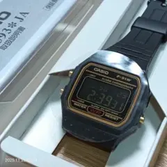 反転液晶カスタム国内web限定モデル F-91WG-9QJH ブラック×ゴールド