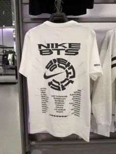 韓国限定】BTS NIKE Tシャツ white M - メルカリ