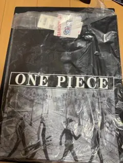 ONE PIECE ユニクロコラボTシャツ Lサイズ ブラックのサムネイル