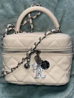 キルティングミニショルダーバッグ　バニティ　白　ホワイト