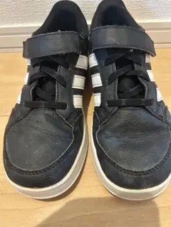 adidas ブラック スニーカー 21㎝