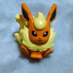ポケモン バスボム　びっくらたまご 　ブースター