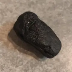 国産ジェット（黒玉）原石 ㉙