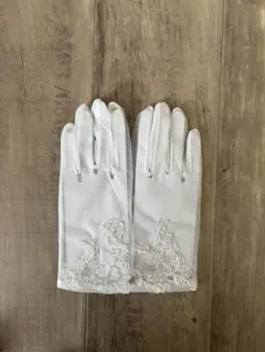 ホワイト刺繍ウェディンググローブ